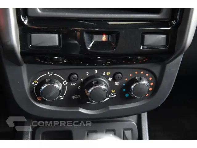 DUSTER OROCH - 1.6 16V SCE EXPRESSION MANUAL