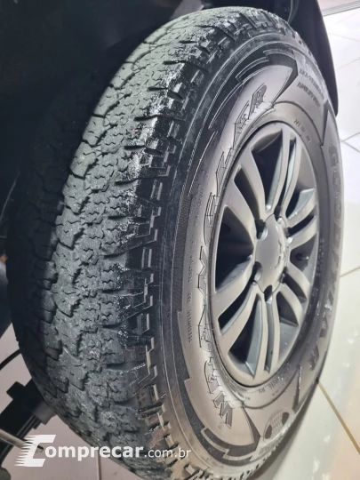 L200 2.5 GL 4X4 CD 8V Turbo