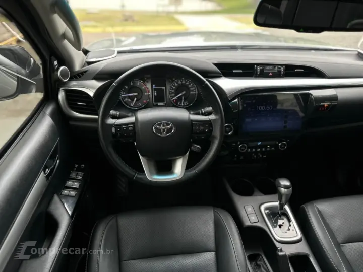 HILUX 2.8 D-4D TURBO DIESEL CD SRX 4X4 AUTOMÁTICO