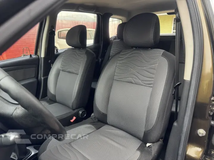 Duster 1.6 16V 4P FLEX DYNAMIQUE