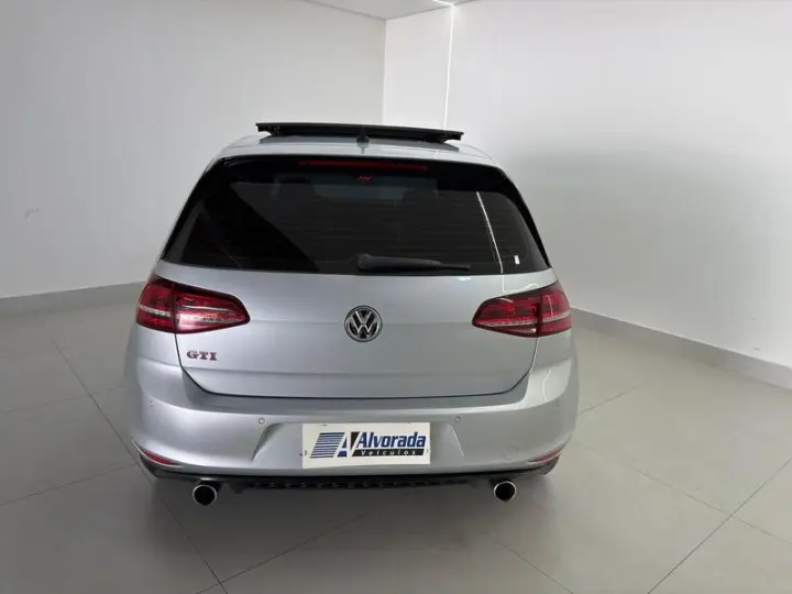 GOLF GTI AD