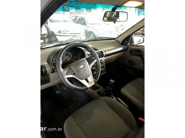CLASSIC - 1.0 MPFI LS 8V 4P MANUAL