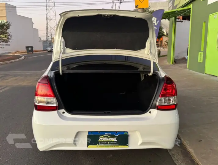 Etios Sedan 1.5 16V 4P FLEX X