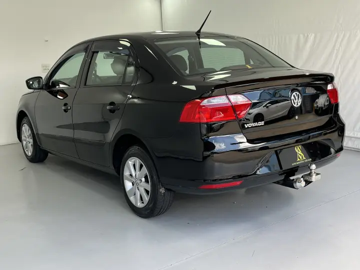 VOYAGE 1.0 MI City 8V