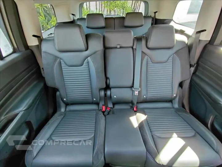 COMMANDER 1.3 T270 TURBO FLEX LIMITED AT6