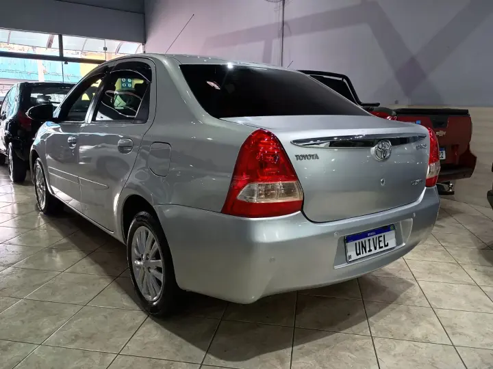 ETIOS SEDAN XLS 1.5