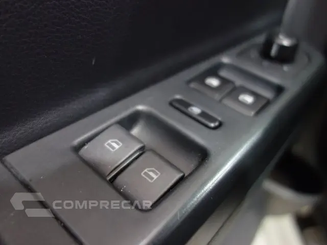 FOX - 1.6 MI ROCK IN RIO 8V 4P MANUAL