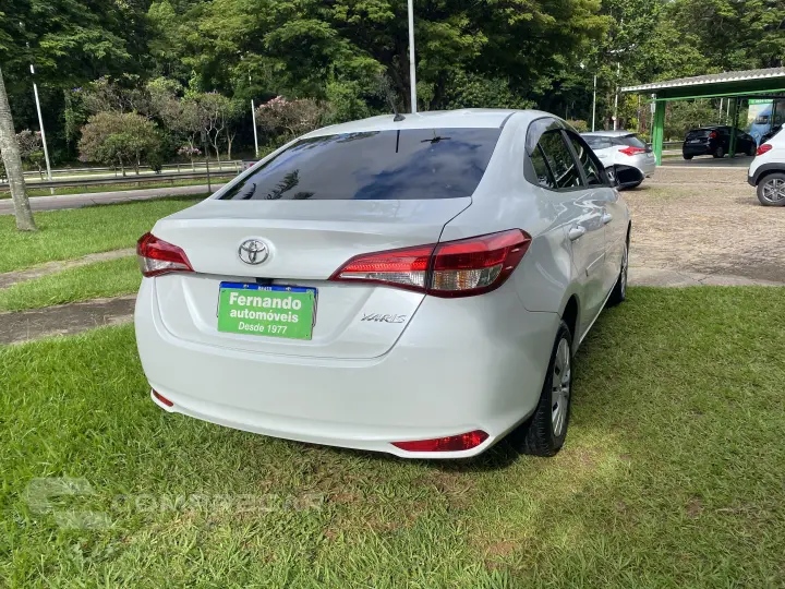 YARIS 1.5 16V Sedan XL