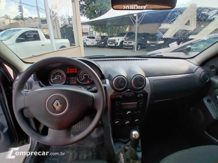 SANDERO