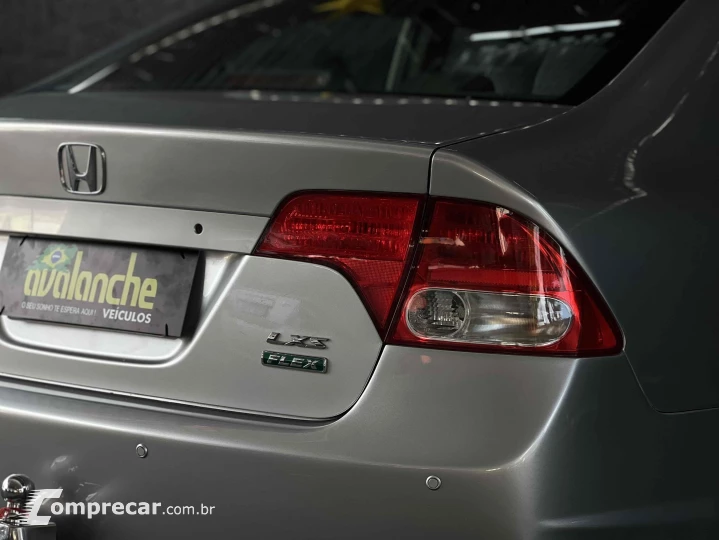 CIVIC 1.8 LXS 16V FLEX 4P AUTOMÁTICO