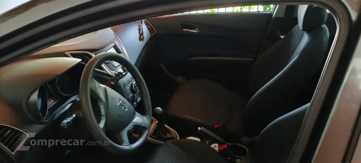 HB20S 1.6 Comfort Plus 16V