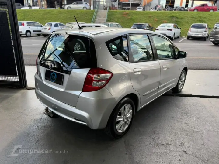 Fit LX 1.4/ 1.4 Flex 8V/16V 5p Aut.