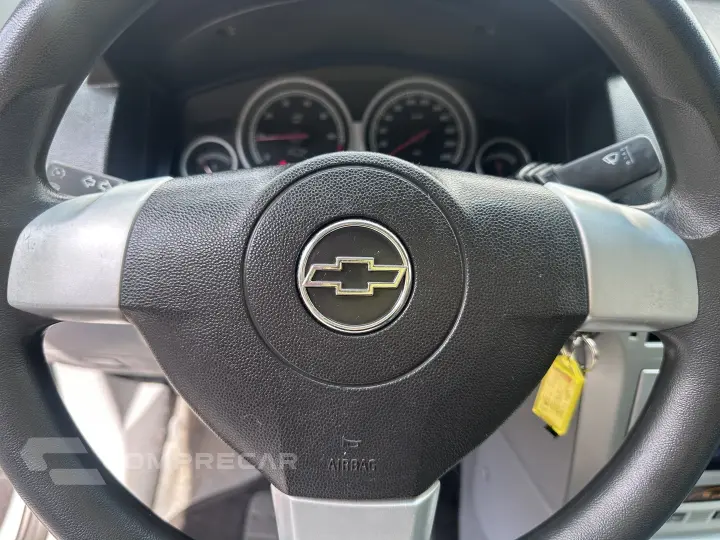 VECTRA 2.0 MPFI ELEGANCE 8V FLEX 4P AUTOMÁTICO
