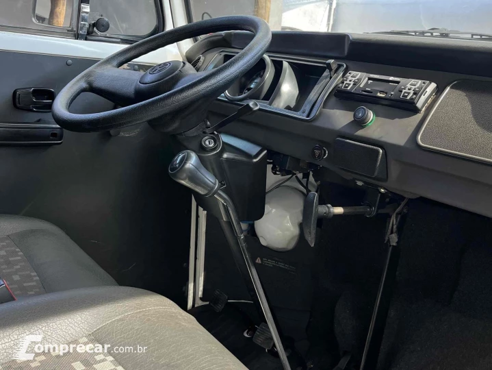 KOMBI 1.4 MI STD LOTAÇÃO 8V FLEX 3P MANUAL