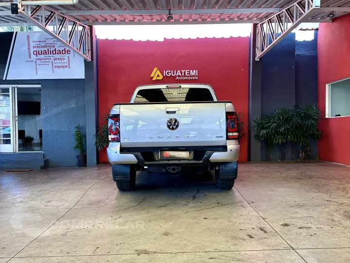 AMAROK 3.0 V6 TDI DIESEL COMFORTLINE CD 4MOTION AUTOMÁTICO