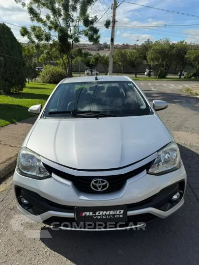 Etios 1.5 Platinum Automático