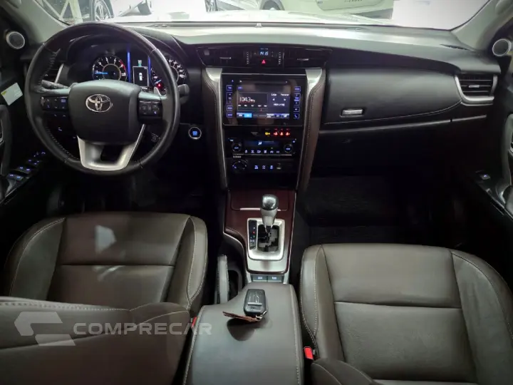 HILUX SW4 2.8 SRX 4X4 7 LUGARES 16V TURBO INTERCOOLER DIESEL