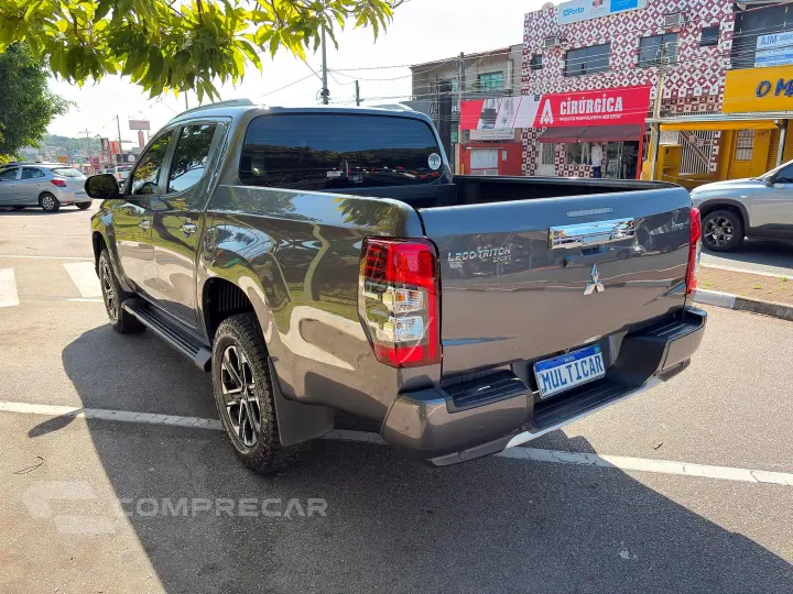 L200 Triton 2.4 16V Turbo Diesel Sport Hpe-S Cd 4P 4X4 Autom