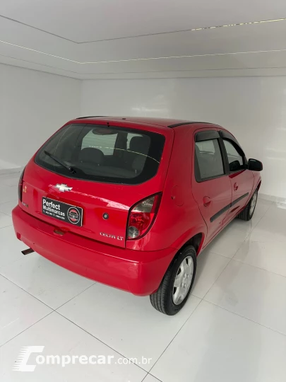 CELTA 1.0 MPFI LT 8V