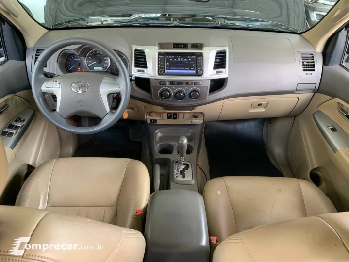Hilux SW4 SR 4x2 2.7/ 2.7 Flex 16V Aut.