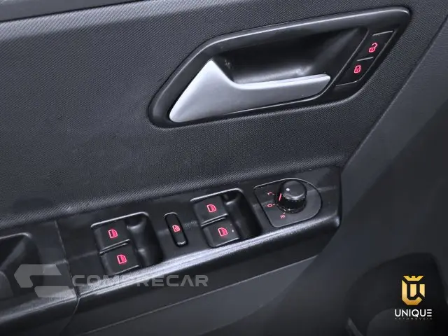 FOX - 1.6 MSI COMFORTLINE 8V 4P MANUAL