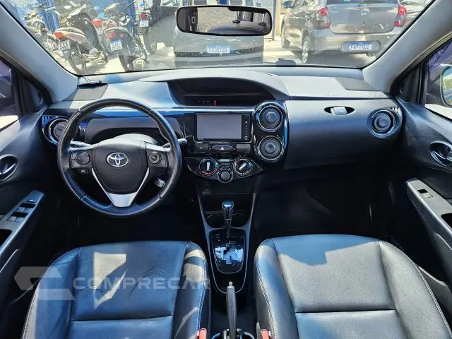 ETIOS SEDAN - 1.5 XLS SEDAN 16V 4P AUTOMÁTICO