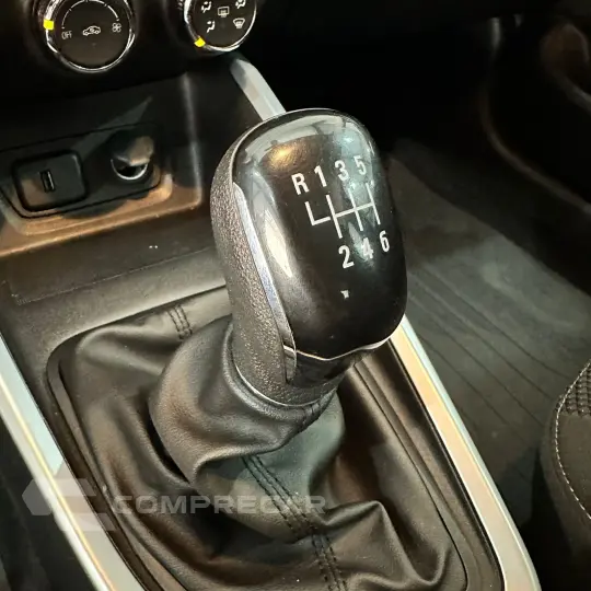 ONIX HATCH LT 1.0 12V TB Flex 5p Mec.