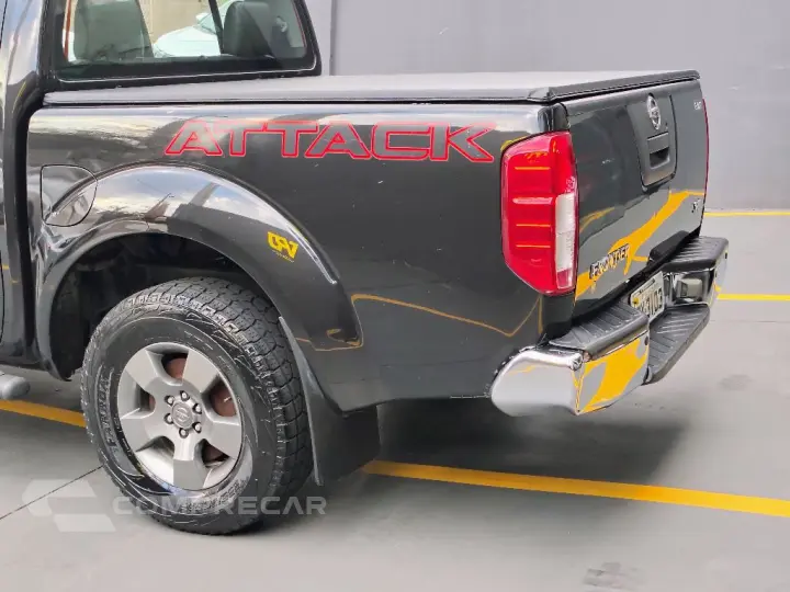 Frontier SE ATTACK CD 4x4 2.5 TB Diesel