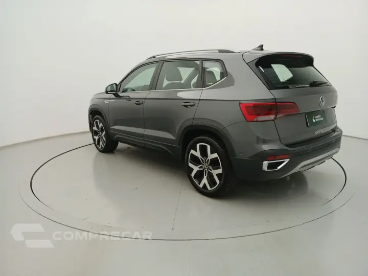 TAOS 1.4 250 TSI TOTAL FLEX HIGHLINE AUTOMÁTICO