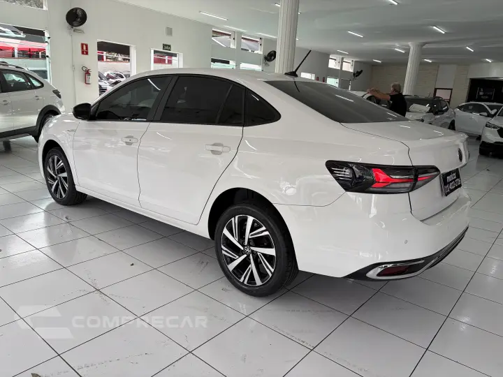 VIRTUS 1.0 200 TSI HIGHLINE AUTOMÁTICO