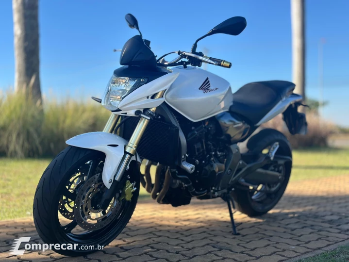 CB 600F HORNET