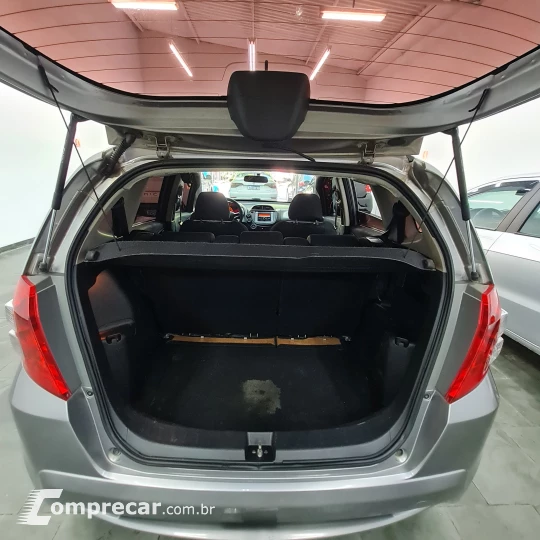 FIT 1.4 LX 16V