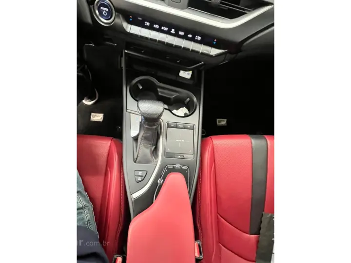 UX 250h 2.0 VVT-I HYBRID F-SPORT CVT