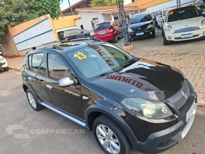 Sandero 1.6 STEPWAY 16V FLEX 4P AUTOMÁTICO