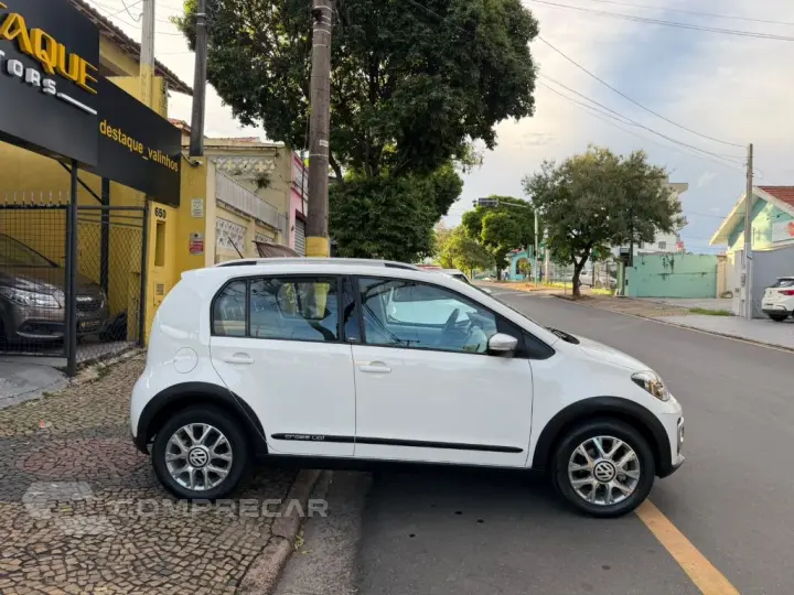 up! cross 1.0 TSI Total Flex 12V 5p