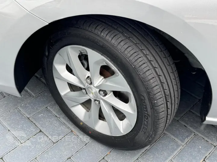 ONIX 1.0 Turbo Plus LTZ