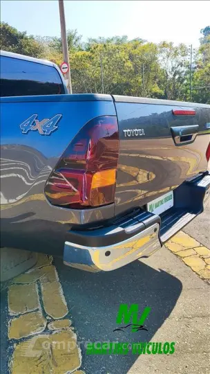 HILUX 2.8 D-4D TURBO DIESEL CD SR 4X4 AUTOMÁTICO