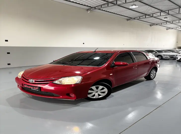 ETIOS 1.5 XS Sedan 16V