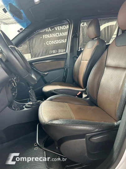 DUSTER 2.0 Dakar 4X4 16V