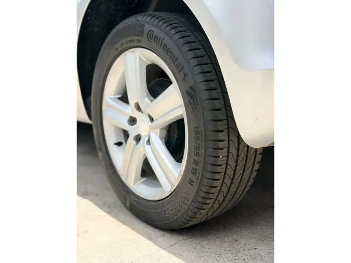 FOX 1.6 MSI HIGHLINE 16V FLEX 4P MANUAL