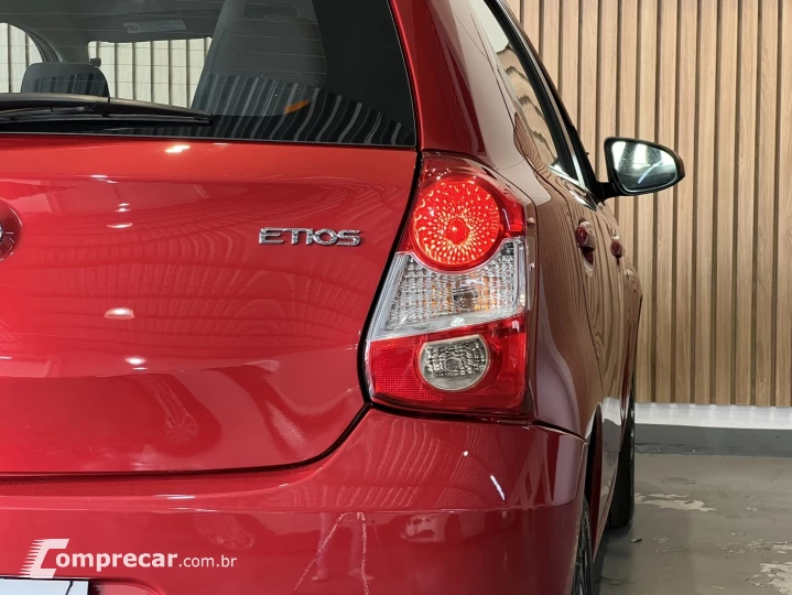 ETIOS 1.3 X 16V FLEX 4P MANUAL
