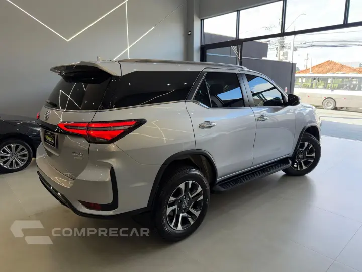 Hilux SW4 SRX platinum