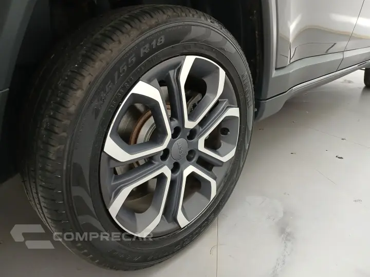 COMMANDER 1.3 T270 TURBO FLEX LIMITED AT6