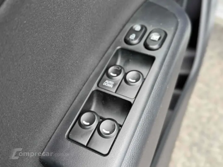 HB20 1.6 COMFORT PLUS 16V FLEX 4P MANUAL