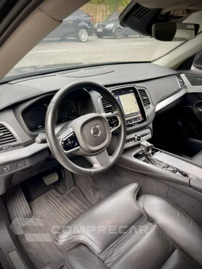 XC90 2.0 T6 Momentum AWD Geartronic