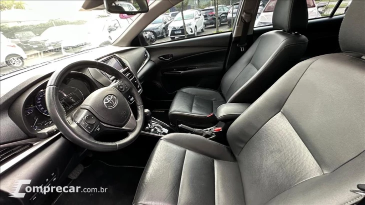 YARIS 1.5 16V FLEX SEDAN XLS CONNECT MULTIDRIVE
