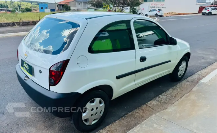 CELTA 1.0 MPFI Life 8V