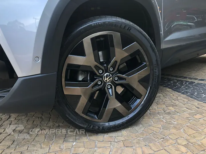 Taos 1.4 250 Tsi Total Flex Highline Automático