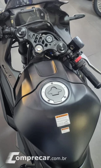 R3 Connected 321cc