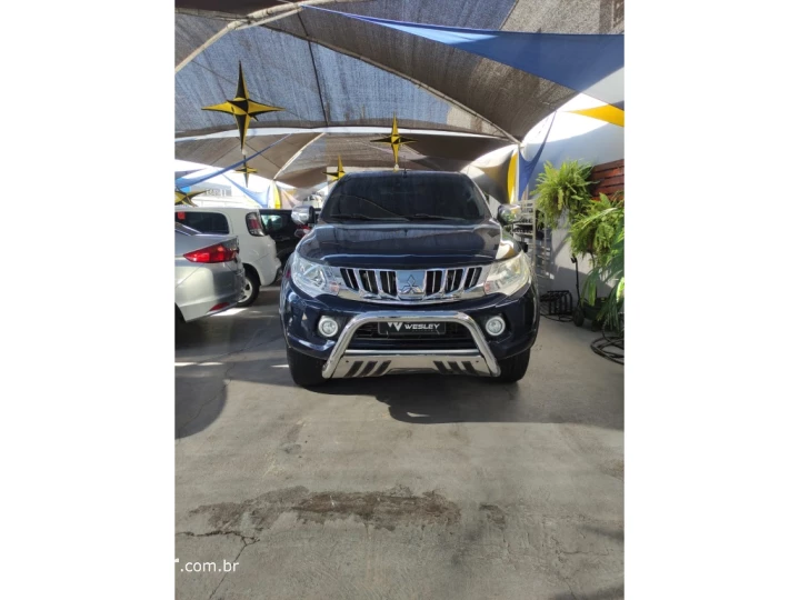 L200 TRITON 2.4 16V TURBO DIESEL SPORT HPE TOP CD 4P 4X4 AUT